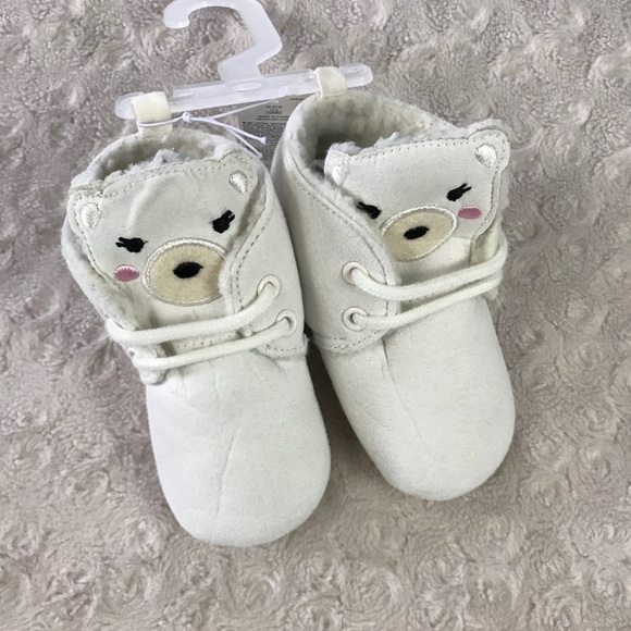 Old Navy Other - Old Navy Bear Shoes Fuzzy Lining Cream 18-24 Month